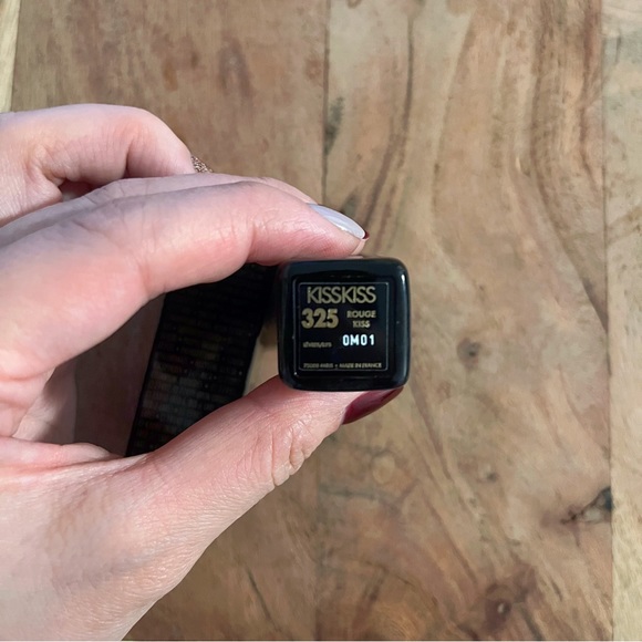 Guerlain Kiss Kiss lipstick 325 - Picture 4 of 5